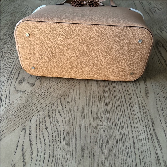 Kate Spade hayes medium tote-New - Picture 3 of 6